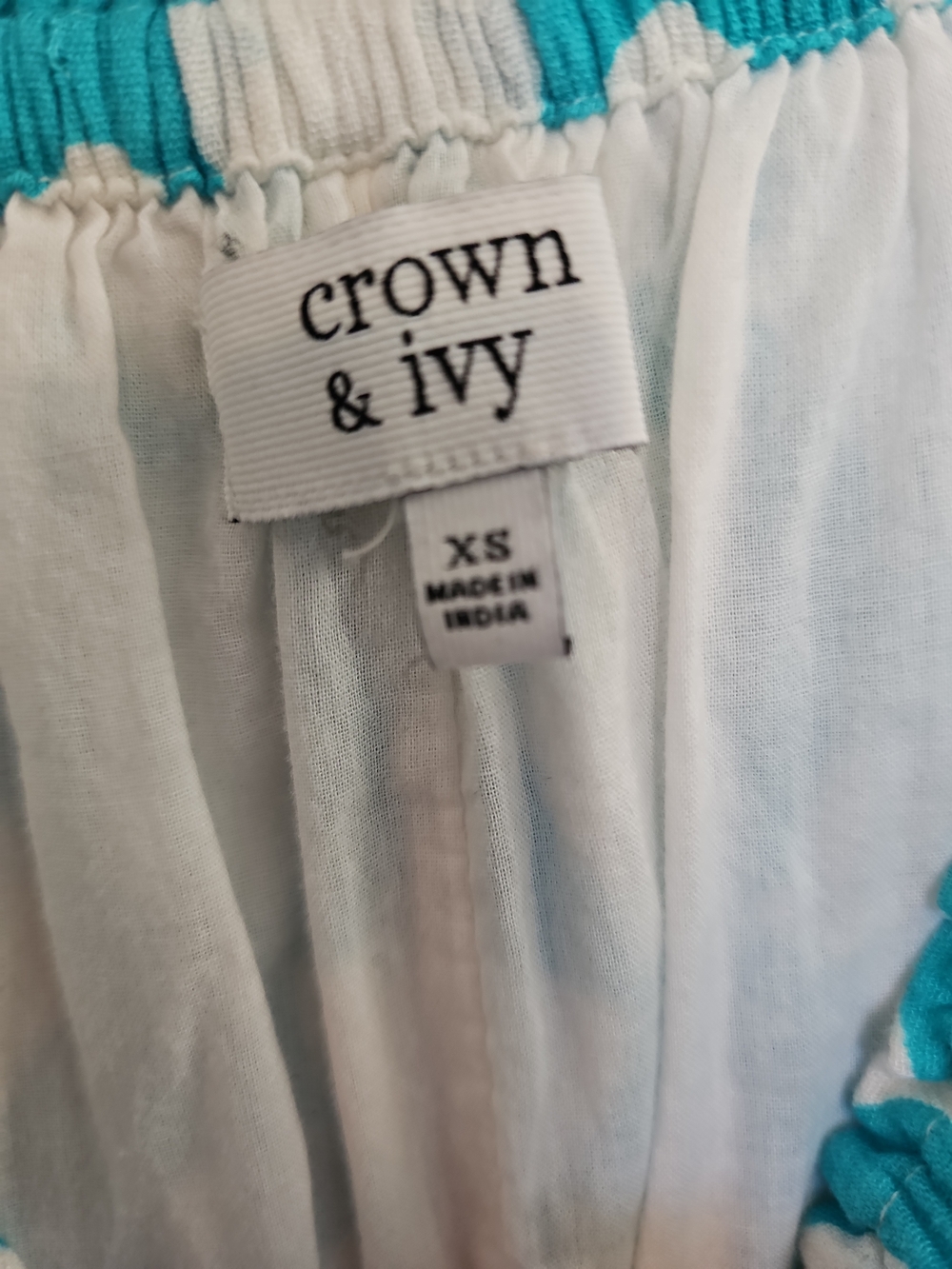 Crown & Ivy Off-the-Shoulder Printed Shift Dress | XS - Picture 7 of 7